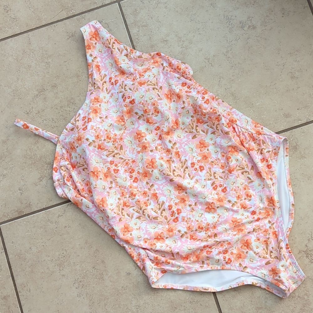 NWT Kona Sol Floral White Orange Pink One Shoulder One Piece Swimsuit - 22W